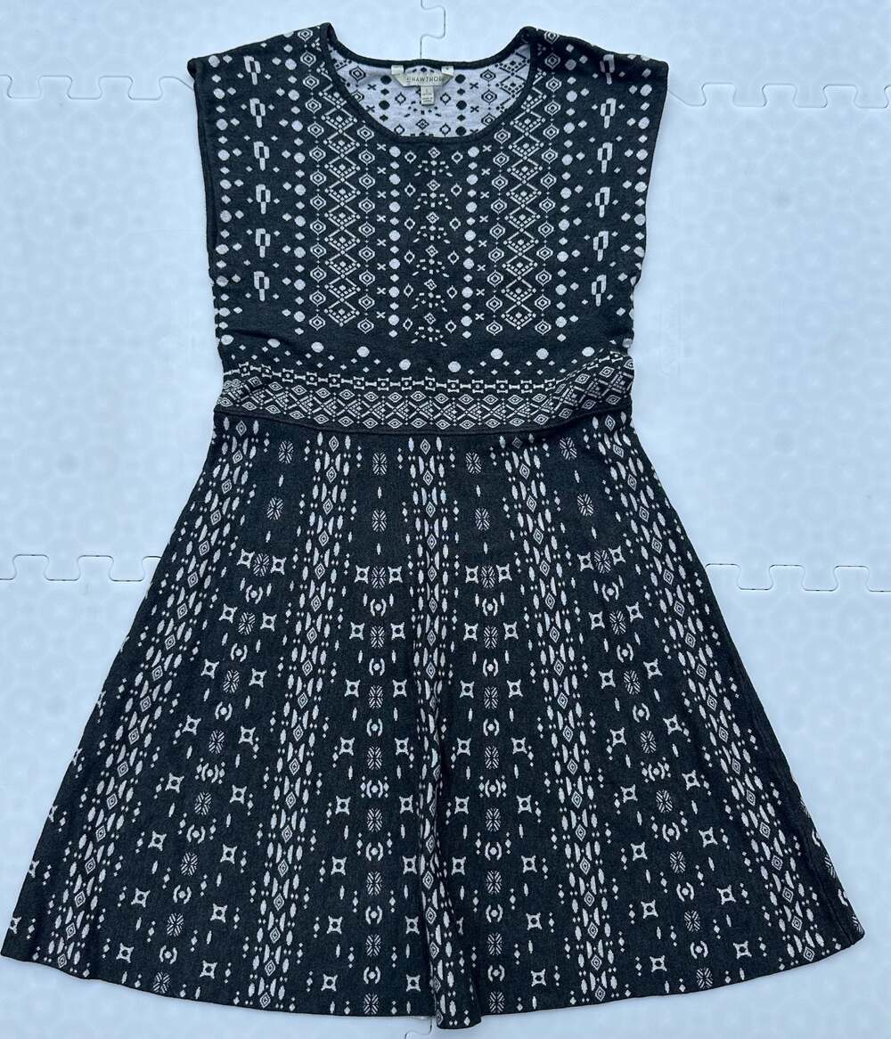 41 Hawthorn Women's Petite Knit Fit and Flare Sweater Dress Large